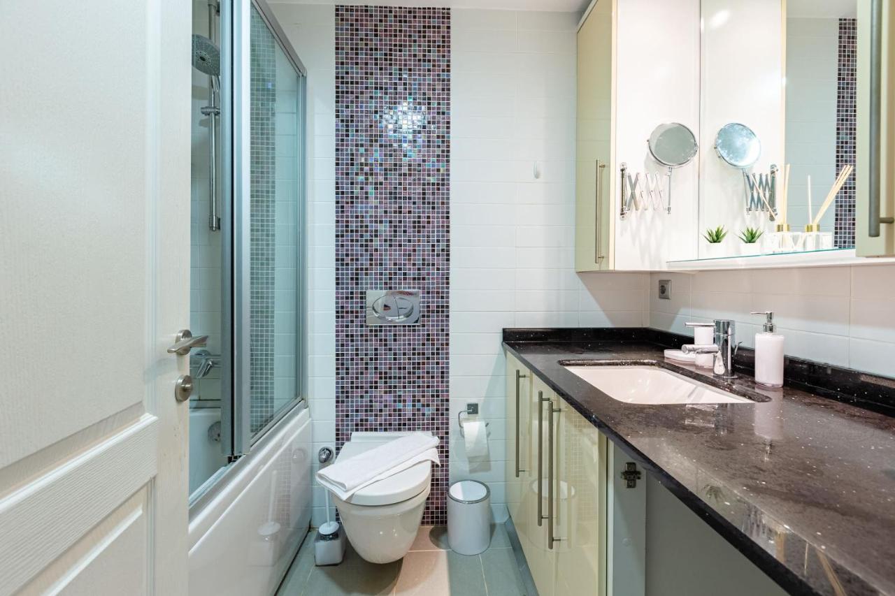 Flat With Excellent Location In Tesvikiye, Sisli Appartement Istanboel Buitenkant foto